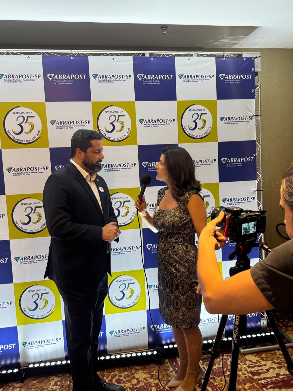 c30472ed-357d-4513-8e71-da59fae9dc6a